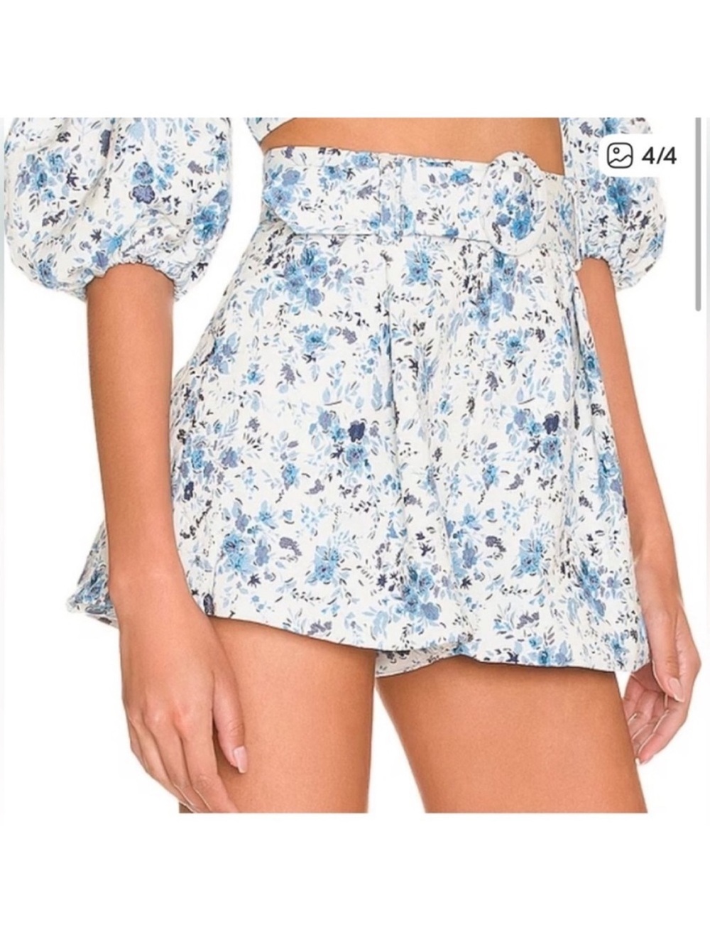 NEW MAJORELLE Valentina Shorts in Baroque Blue Floral Boho White Women’s XL - Picture 2 of 7